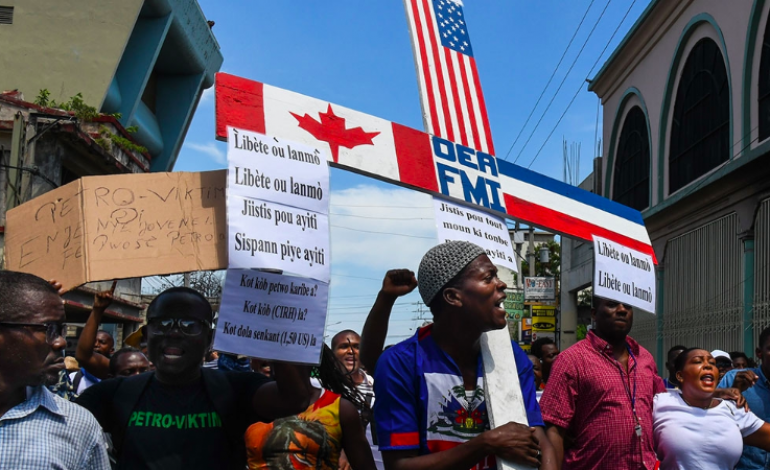 Des milliers d’Haïtiens manifestent contre le projet de référendum