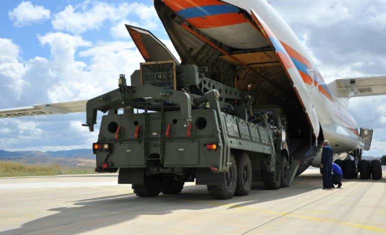 La Turquie reçoit une première livraison de missiles russes, les Etats-Unis s’offusquent