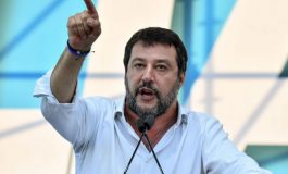 Matteo Salvini en campagne anti-migrants sur l'île de Lampedusa