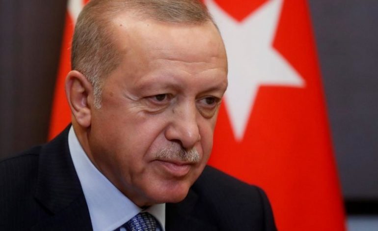 Recep Tayyip Erdogan Erdogan met en garde contre une résurgence du terrorisme en cas de chute du pouvoir libyen