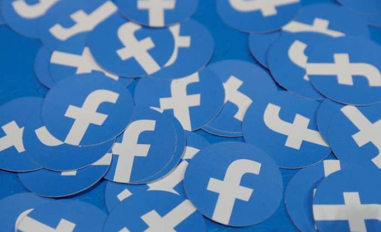 Facebook limite la portée des médias imposteurs, liés à des groupes politiques