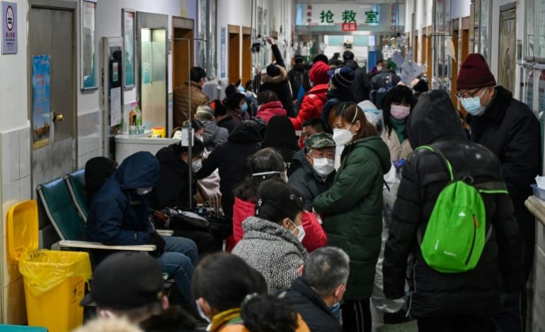 La Chine se barricade face au nouveau virus, des étrangers bientôt évacués