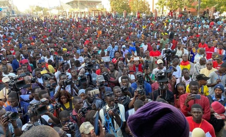 Le collectif ‘’Noo Lank’’ continue à mettre la pression sur le gouvernement Sénégalais