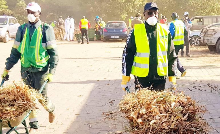 Le ministère de l’environnement au Sénégal lance ses journées mensuelles de nettoiement