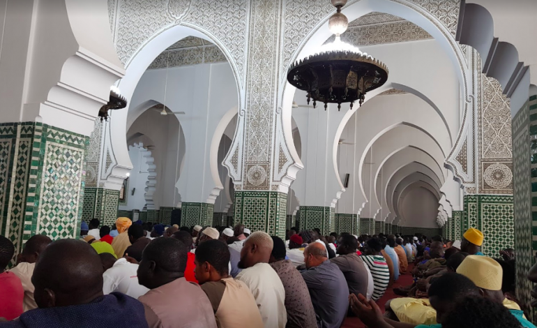 Les prières à la Grande Mosquée de Dakar suspendues temporairement