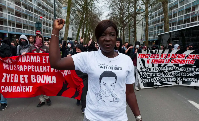 5 ans après les faits, la famille de Babacar Guèye tué par la police  à Rennes, réclame toujours justice