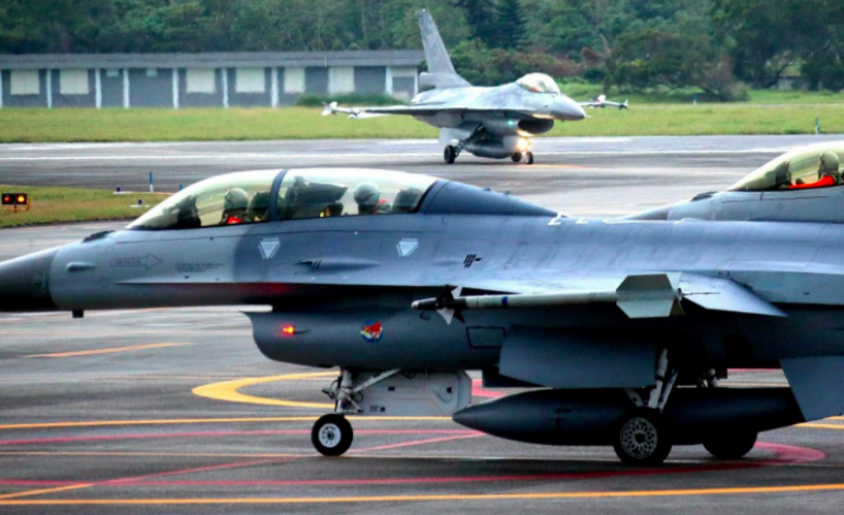 Achat massif de chasseurs F-16 de Taïwan aux USA