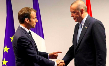Recep Tayyip Erdogan appelle Emmanuel Macron à subir un "examen de santé mentale".