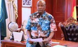 La justice guinéenne ordonne le gel des avoirs d’Alpha Condé et de 187 autres personnalités de son régime