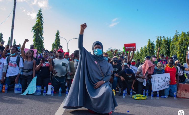 Le Nigeria dissout la Brigade de Répression des Vols, une police très contestée