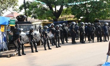 10 morts dans les violences post-électorales, dont deux policiers