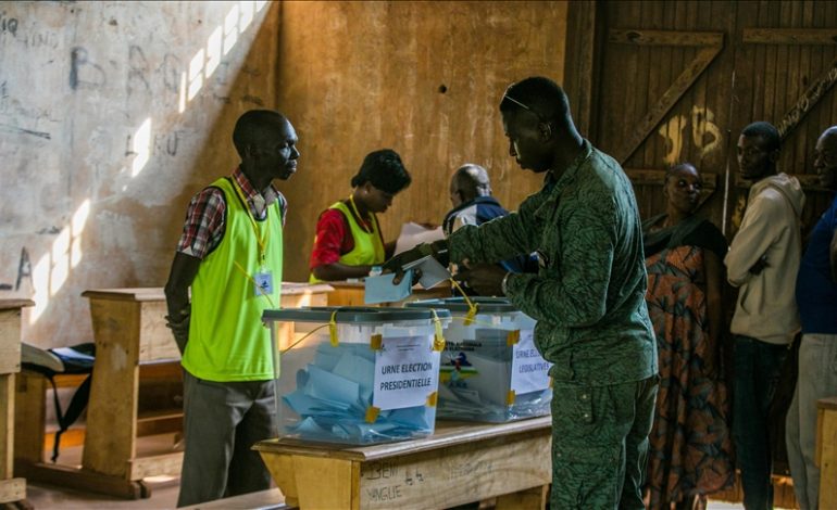 Elections en République Centrafricaine: un avenir à court terme déjà lourd de risques