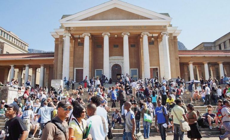 Les étudiants Sud Africains se mobilisent pour une université gratuite