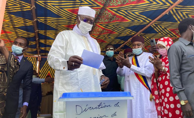 Une élection gagnée d’avance et sans suspense pour Idriss Deby Itno
