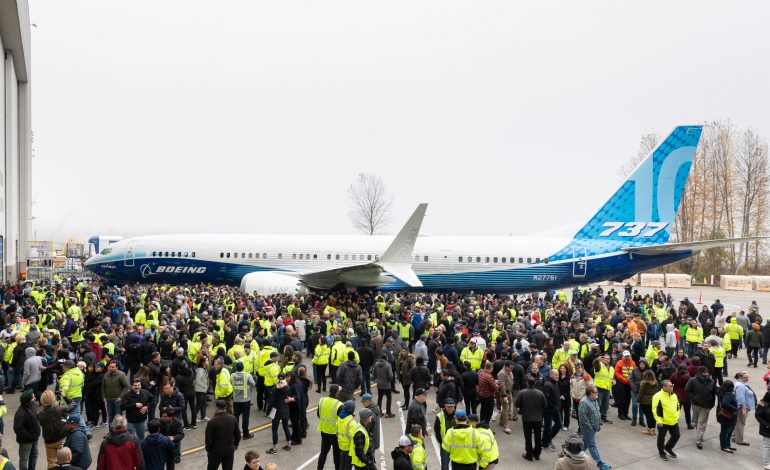 Boeing fait voler l’avion 737-10, le plus gros des MAX, pour la première fois