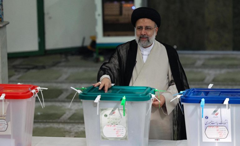 Ebrahim Raïssi vainqueur au premier tour de la présidentielle iranienne
