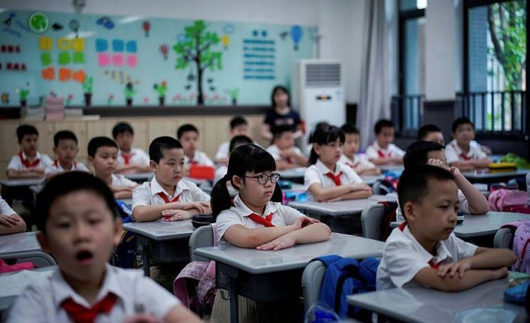 La Chine vote une loi pour limiter les devoirs et les cours extra-scolaires