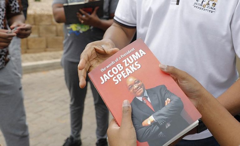 L’ex président Jacob Zuma met en vente un livre « vérité » sur sa présidence