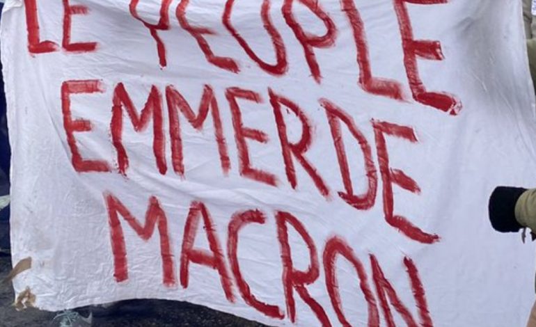 « Macron, on t’emmerde! »: rebond des manifestations contre le pass vaccinal