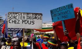 Les Maliens manifestent massivement contre les sanctions