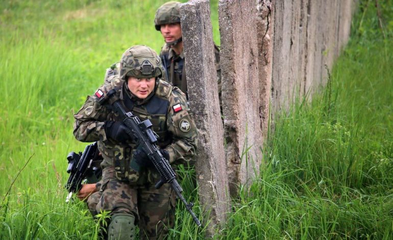 L’armée polonaise en état d’alerte après l’invasion de l’Ukraine