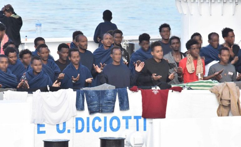 573 migrants secourus en haute mer à 100 km de la Sardaigne