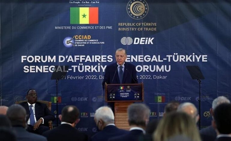 Le président Recep Tayyip Erdogan est arrivé à Dakar