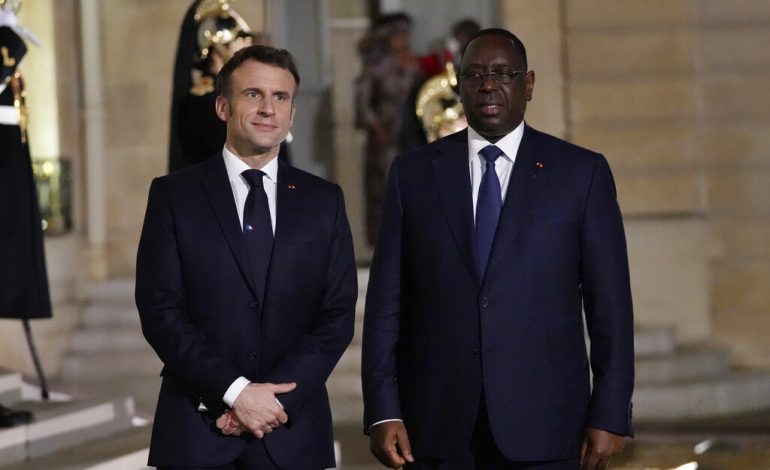 Des sujets d’intérêt commun à la coopération franco sénégalaise au menu d’une discussion entre Emmanuel Macron et Macky Sall