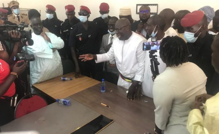 Le procès du maire de Guédiawaye, Ahmeth Aïdara renvoyé au 27 juin