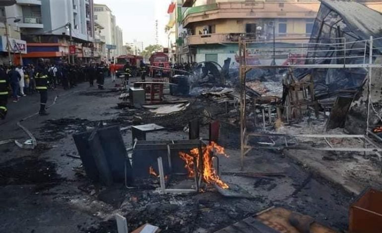 La salle de vente de Dakar ravagée par un incendie