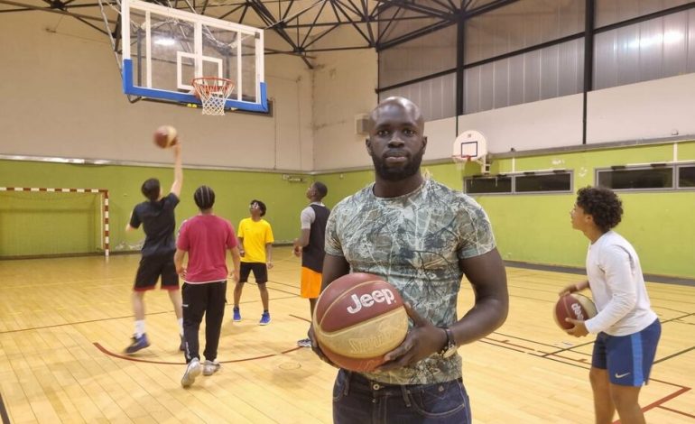 Cheikh Diop raconte comment il a rebondi après l’échec d’une carrière pro en basket