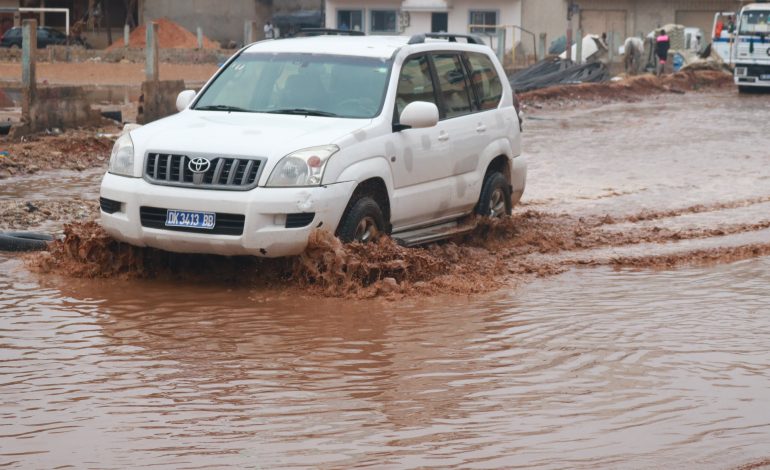 Dakar sous les eaux après les fortes pluies