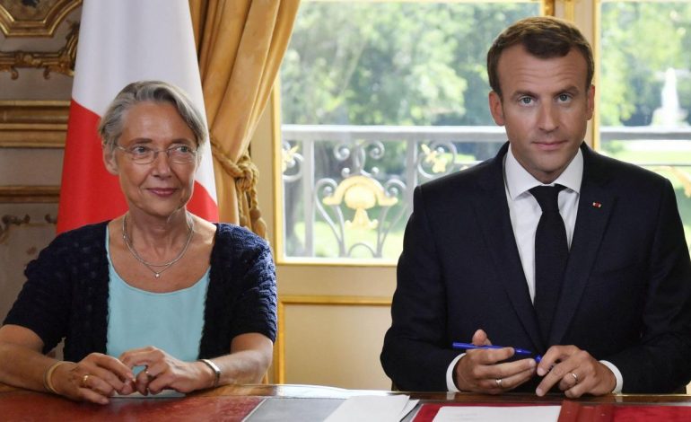 Les ministres battus aux prochaines législatives en France devront démissionner