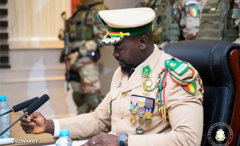 La junte guinéenne s’offusque que les USA décomptent le nombre de jours restant jusqu’à un retour des civils au pouvoir