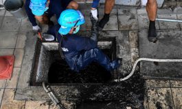 A Bangkok, des prisonniers employés pour nettoyer les égouts