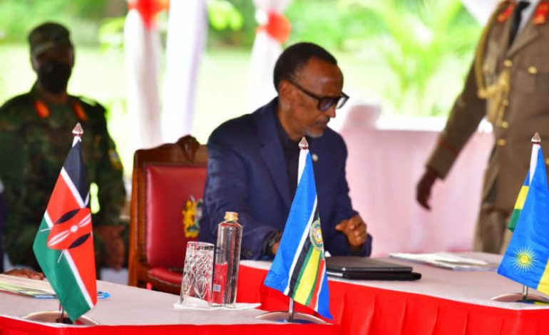 Président du Rwanda depuis 22 ans, Paul Kagame ouvre la porte à une candidature en 2024
