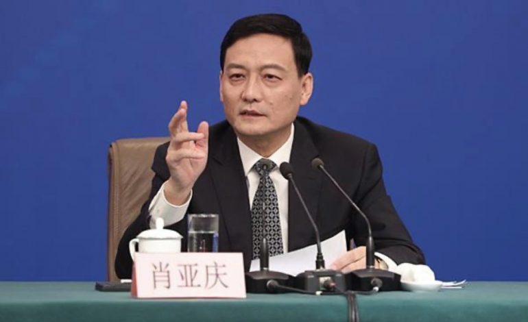 Xiao Yaqing, le ministre de l’Industrie et des Technologies de l’information visé par une enquête pour corruption