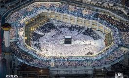 Les pèlerins de La Mecque se dirigent vers Mina, étape majeure du hajj