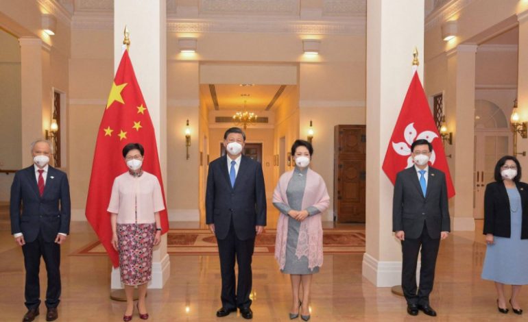 Xi Jinping loue la gouvernance de Hong Kong sous l’autorité de Pékin depuis sa rétrocession