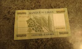 La livre libanaise à plus de 38.500 face au dollar américain