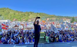 "Les Italiens d'abord!": Matteo Salvini galvanise ses fidèles dans le fief de la Ligue