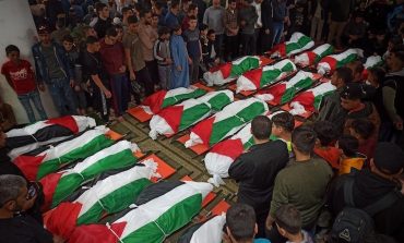 Frappes israéliennes nocturnes sur Gaza, la guerre a fait des milliers de morts