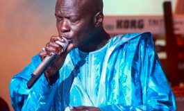 Une exposition intitulée ‘’Suñu diamano’’ rend hommage au chanteur Oumar Pène célébrant ses 50 ans de musique