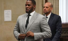 La star du R&B, le chanteur R. Kelly condamné à 20 ans de prison pour pédopornographie