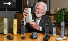 Levez les yeux de votre téléphone portable, implore Martin Cooper son inventeur, cinquante ans après