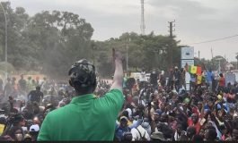 Ousmane Sonko se dit « séquestré » et appelle les Sénégalais à sortir manifester « massivement »