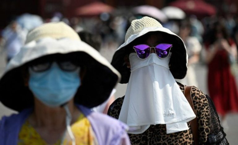 La chaleur écrase une partie de la Chine, Pékin en alerte rouge avec 40°C