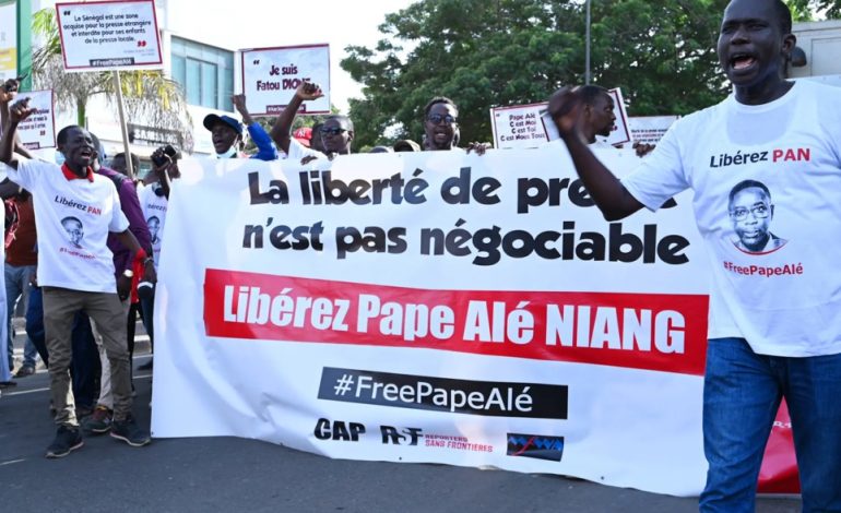 Reporters Sans Frontières dénonce le nouvel emprisonnement du journaliste Pape Alé Niang