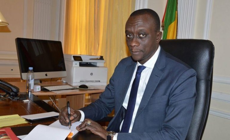 L’ambassade du Sénégal à Paris envahit par des manifestants qui réclament la libération d’Ousmane Sonko