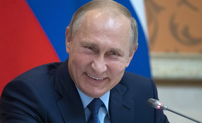 Vladimir Poutine salue la « contribution » de Prigojine en Ukraine et promet de mener l’enquête